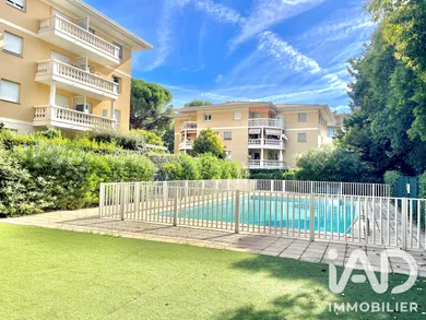 Appartement à Fréjus (83600)