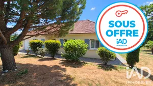 Pavillon à Montboucher (23400)