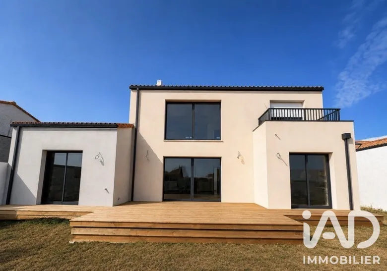 Maison 6 pièces 138 m² · à Bretignolles-sur-Mer · 138 m² · 599 000 €