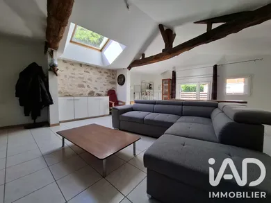 Maison de village à Aizenay (85190)