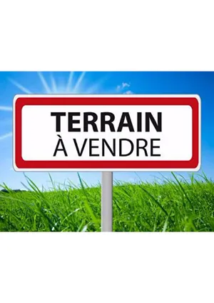 Terrain à Châlons-en-Champagne (51000)