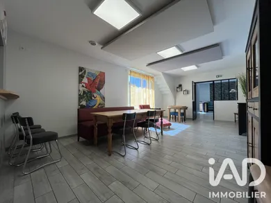 Vente maison à Sèvremont (85700) : maison de ville 8 pièces 212 m² - 2107656 — 2