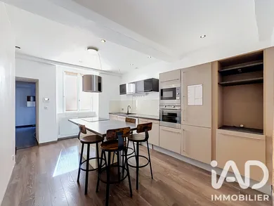 Appartement à Crémieu (38460)