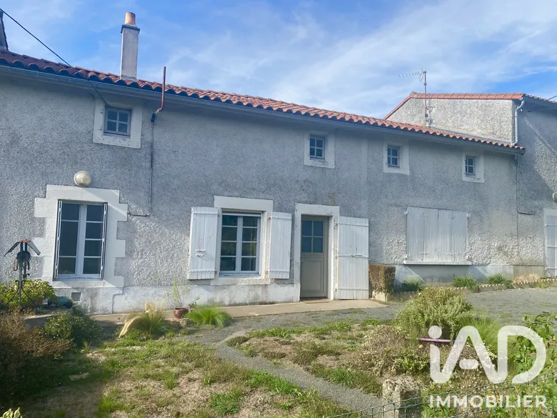 Maison 5 pièces 115 m² · à Cirières · 115 m² · 125 000 €