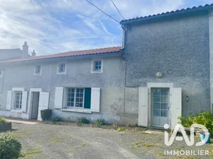 Longere in Cirières (79140)