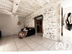 House in Saint-Myon (63460)