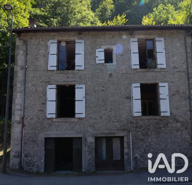 Maison à Saint-Léonard-de-Noblat (87400)