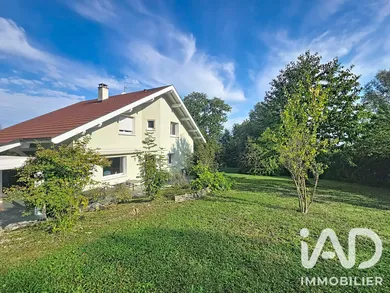 House in Vers (74160)