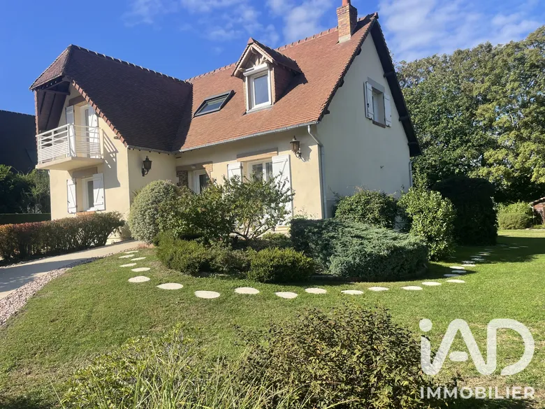 Maison 5 pièces 147 m² · aux Authieux-sur-le-Port-Saint-Ouen · 147 m² · 425 000 €