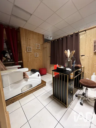 Boutique/Local commercial à Mont-Dore (63240)