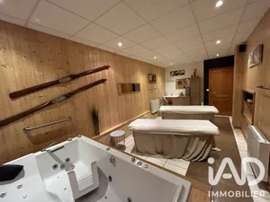 Boutique/Local commercial à Mont-Dore (63240)