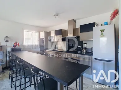 Appartement à Dammarie-lès-Lys (77190)