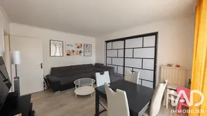 Apartment in Yerres (91330)