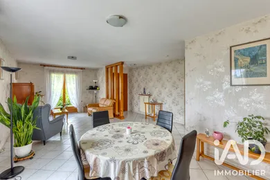 Maison traditionnelle à Crolles (38920)