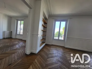 Appartement à Fontainebleau (77300)