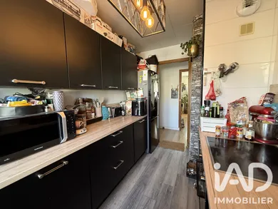 Apartment in Melun (77000)