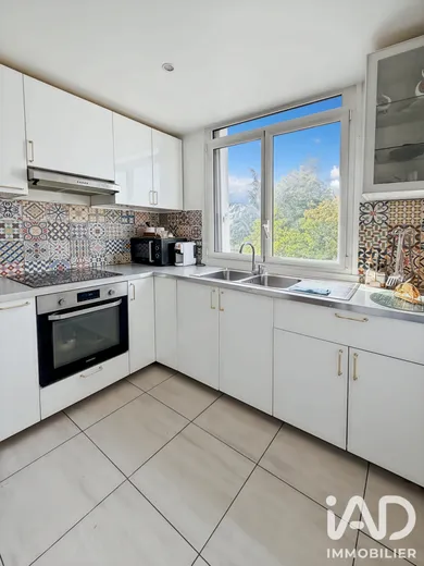 Apartment in Ablon-sur-Seine (94480)