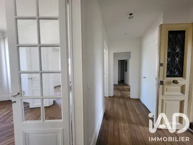 Appartement à Fontainebleau (77300)