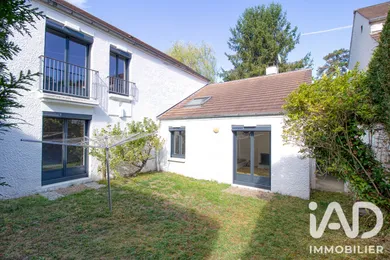 Maison traditionnelle à Asnières-sur-Oise (95270)