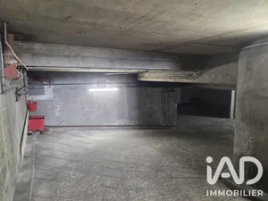 Parking à Paris (75014)