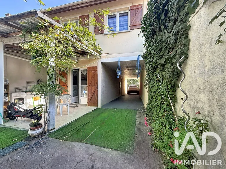 Maison 5 pièces 140 m² · à Clichy-sous-Bois · 140 m² · 325 000 €