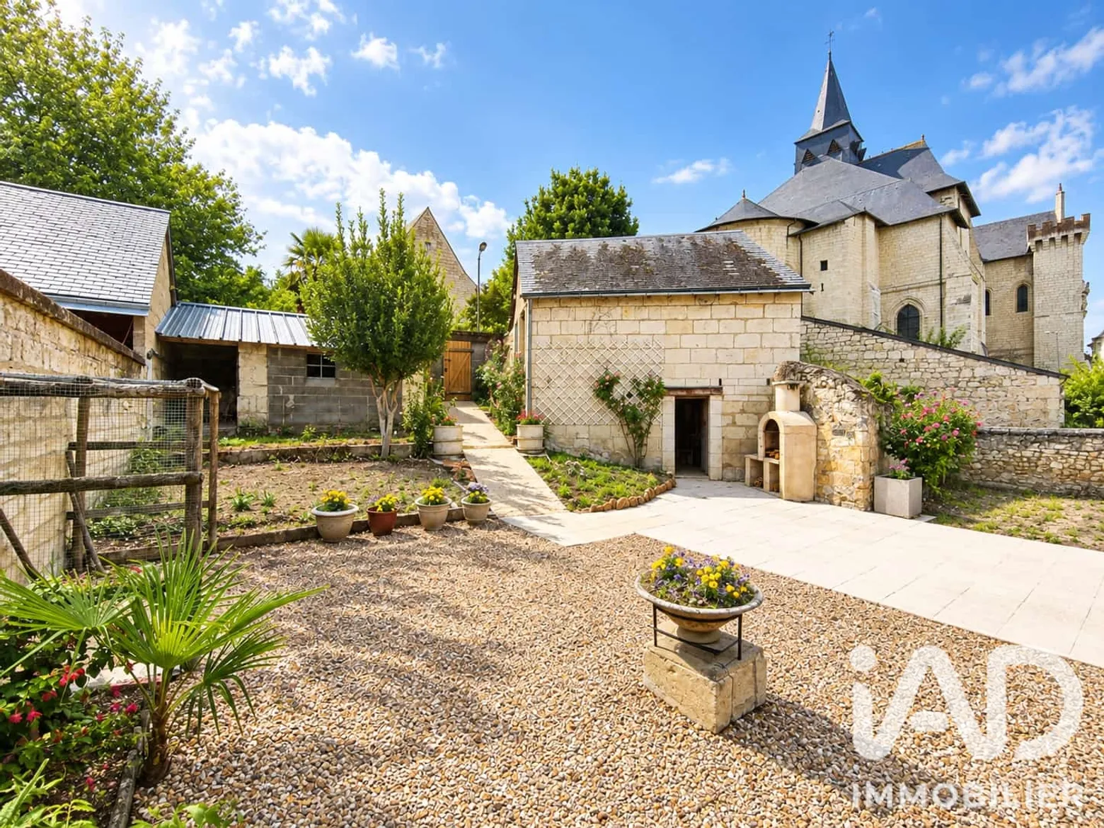 Vente maison à Candes-Saint-Martin (37500) : maison 12 pièces 258 m² - 2111845 — 2