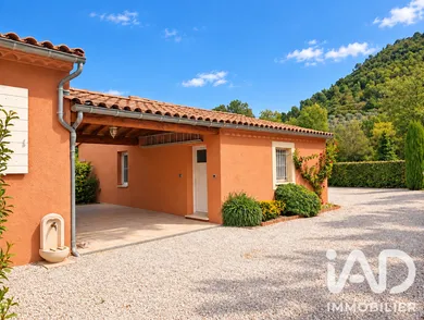 Maison traditionnelle à Buis-les-Baronnies (26170)