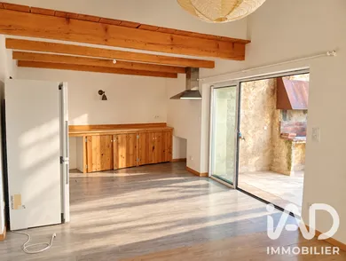 Appartement à Mirabel-aux-Baronnies (26110)