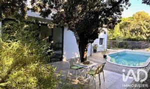 Maison à Villeneuve-lès-Avignon (30400)