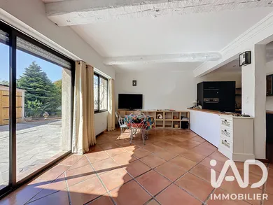 Appartement à Cannes-La-Bocca (06150)