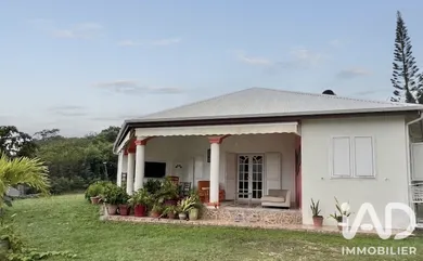 Maison à Sainte-Anne (97180)