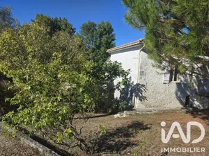 Maison de campagne à Val des Vignes (16250)