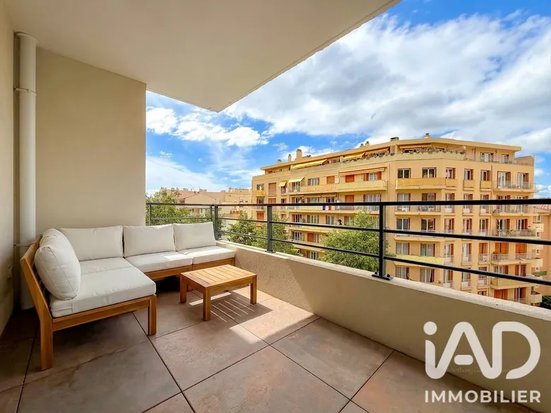 Appartement 3 pièces 61 m² · à Nice · 61 m² · 305 000 €