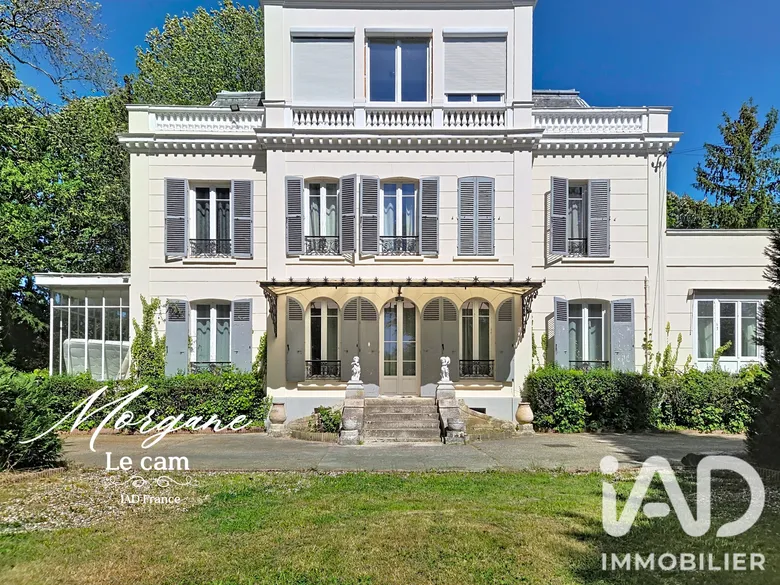 Maison 18 pièces 560 m² · à Le Mée-sur-Seine · 560 m² · 1 900 000 €