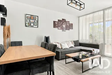 Appartement à Vaux-le-Pénil (77000)
