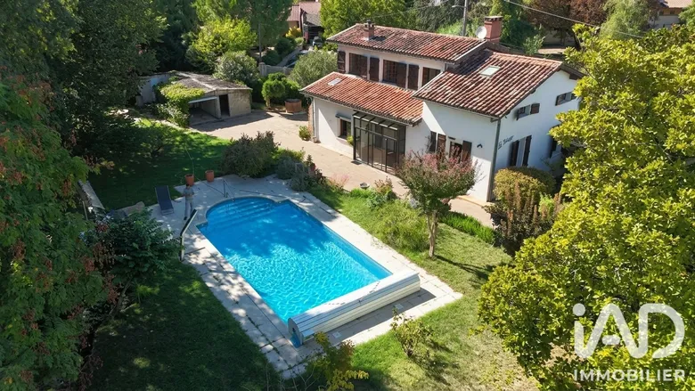 Maison 9 pièces 175 m² · à Reyniès · 175 m² · 315 000 €