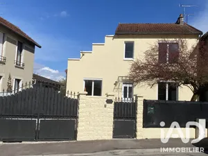 Maison à Sainte-Savine (10300)