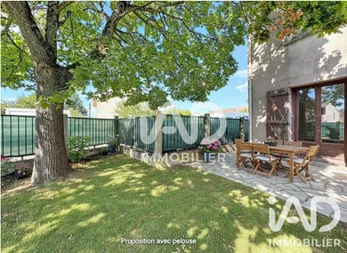 Maison traditionnelle à Corbeil-Essonnes (91100)