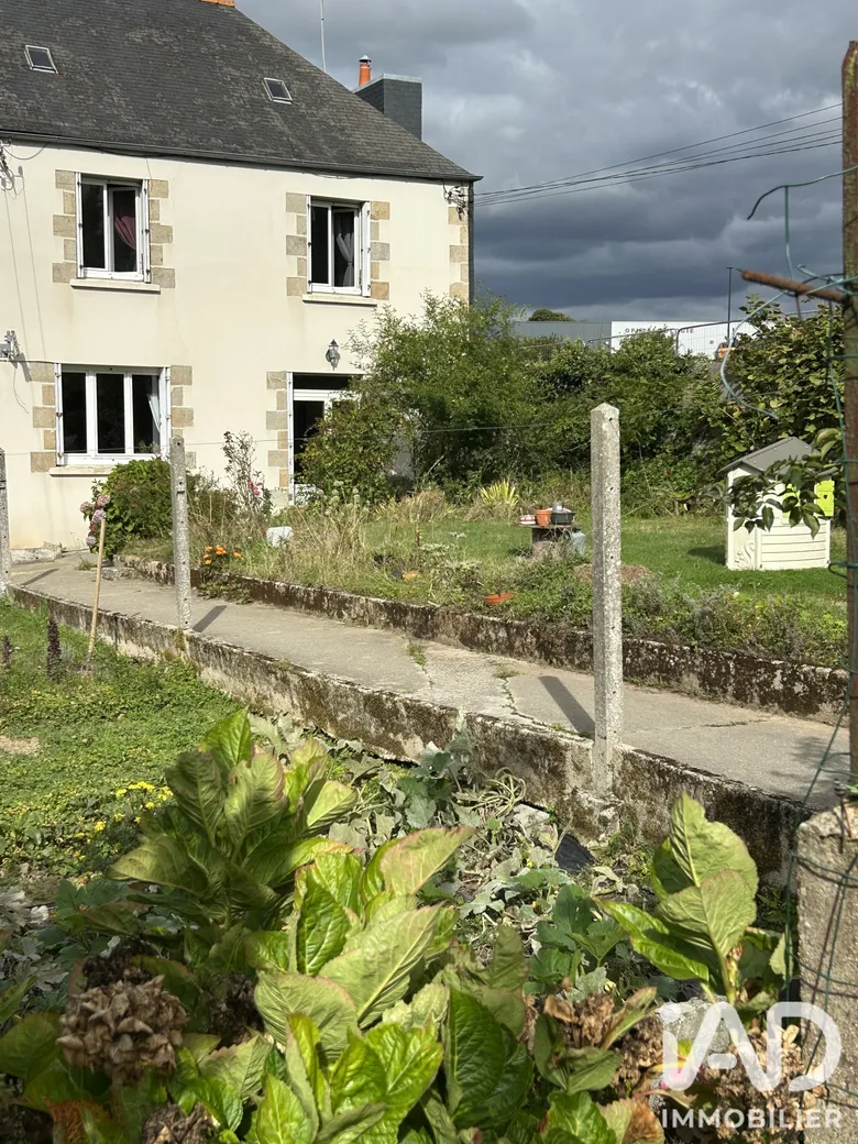 Maison 5 pièces 106 m² · à Lannion · 106 m² · 142 000 €