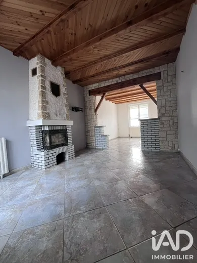 Maison de village à La Longueville (59570)