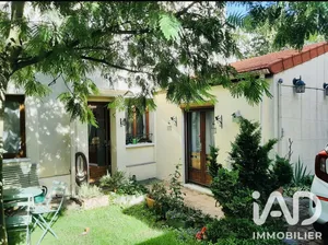 Apartment in Montrouge (92120)