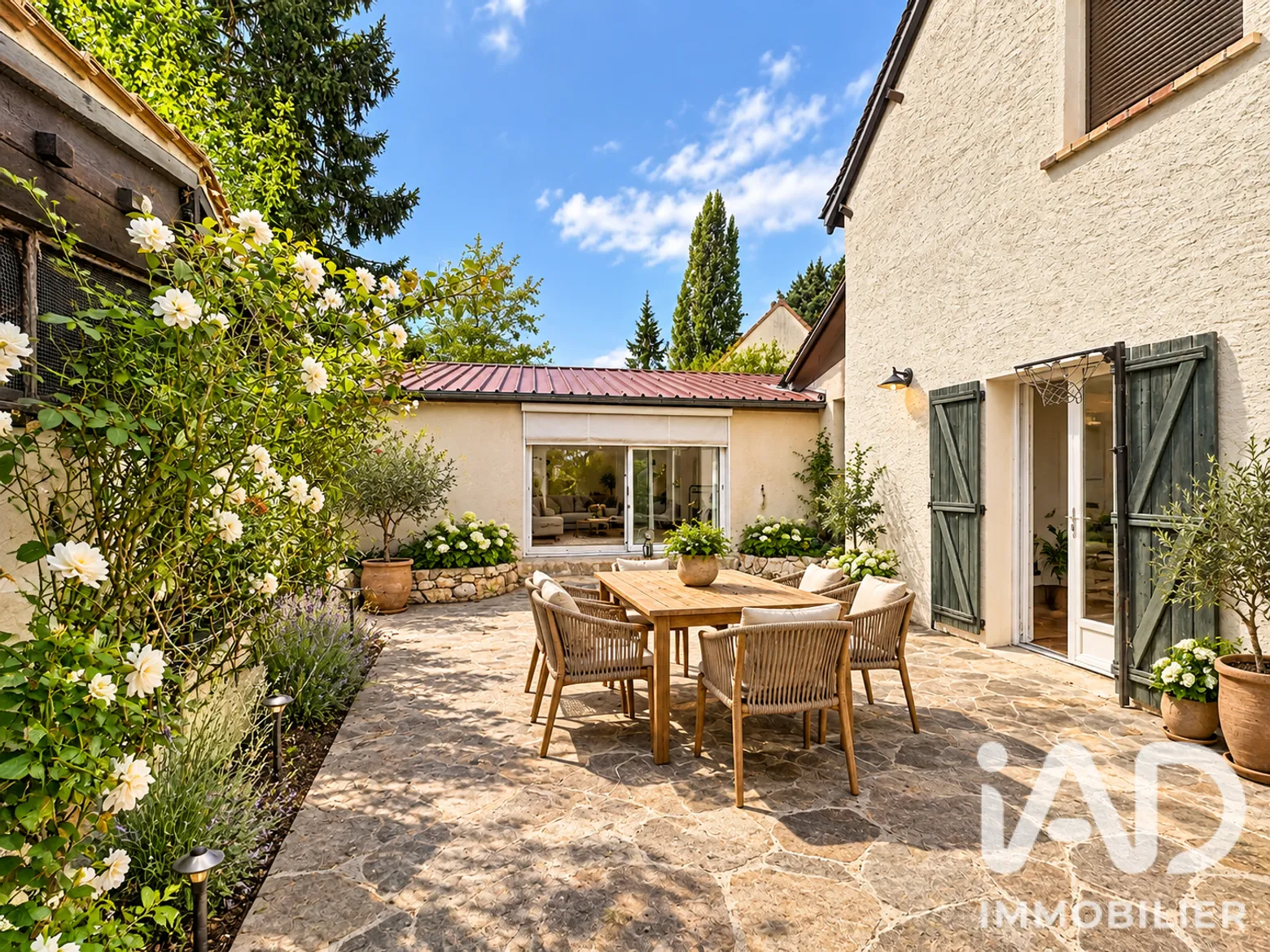 Vente maison à Thoiry (78770) : maison de village 7 pièces 200 m² - 2098866 — 2