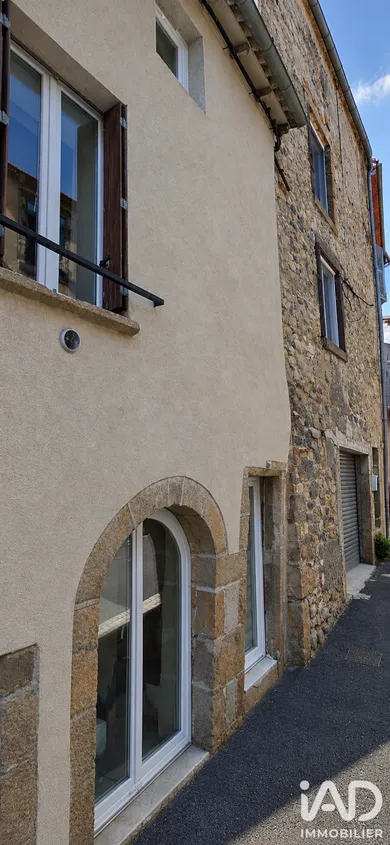 Maison de ville à Les Martres-de-Veyre (63730)
