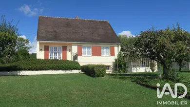 Pavillon à Neuvy-Sautour (89570)