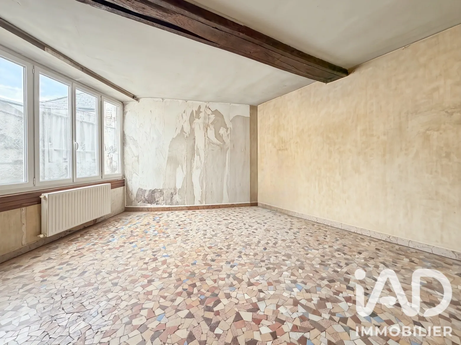 Vente maison à Soulgé-sur-Ouette (53210) : maison de village 5 pièces 90 m² - 2098867 — 2