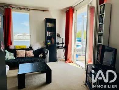 Appartement à L'Île-Saint-Denis (93450)