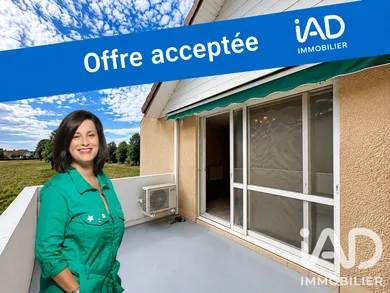Apartment in Lons (64140)