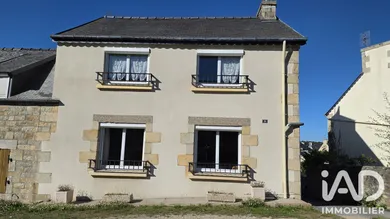 Maison de ville à Guerlesquin (29650)