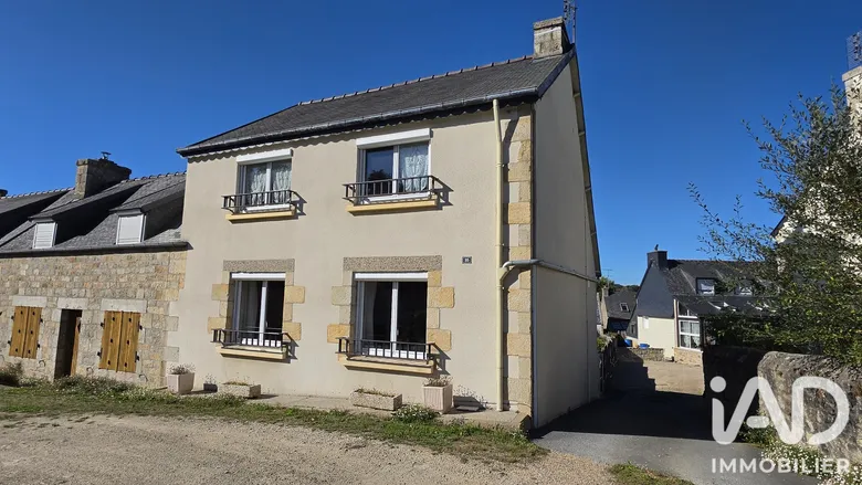 Maison 3 pièces 95 m² · à Guerlesquin · 95 m² · 138 000 €
