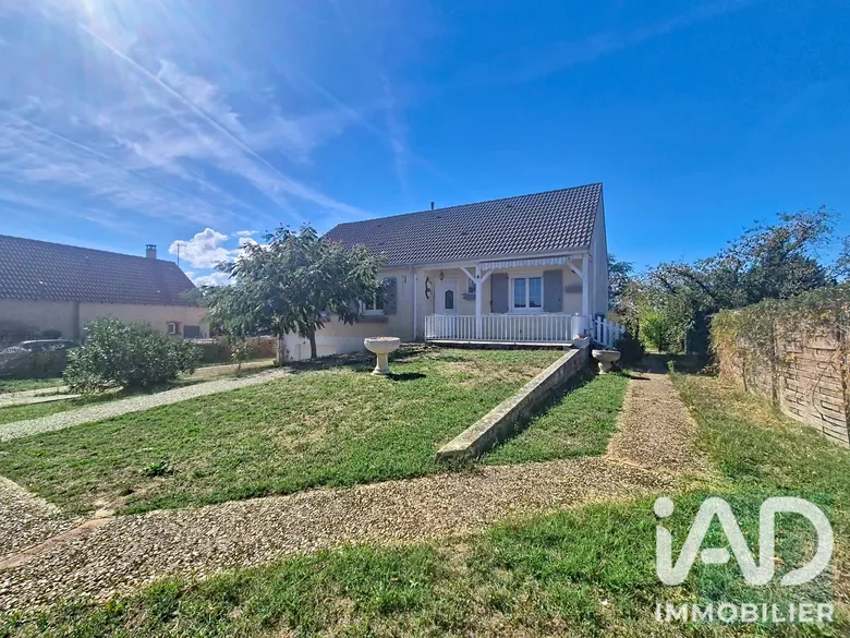 Maison 4 pièces 109 m² · à Saint-Georges-sur-la-Prée · 109 m² · 134 999 €